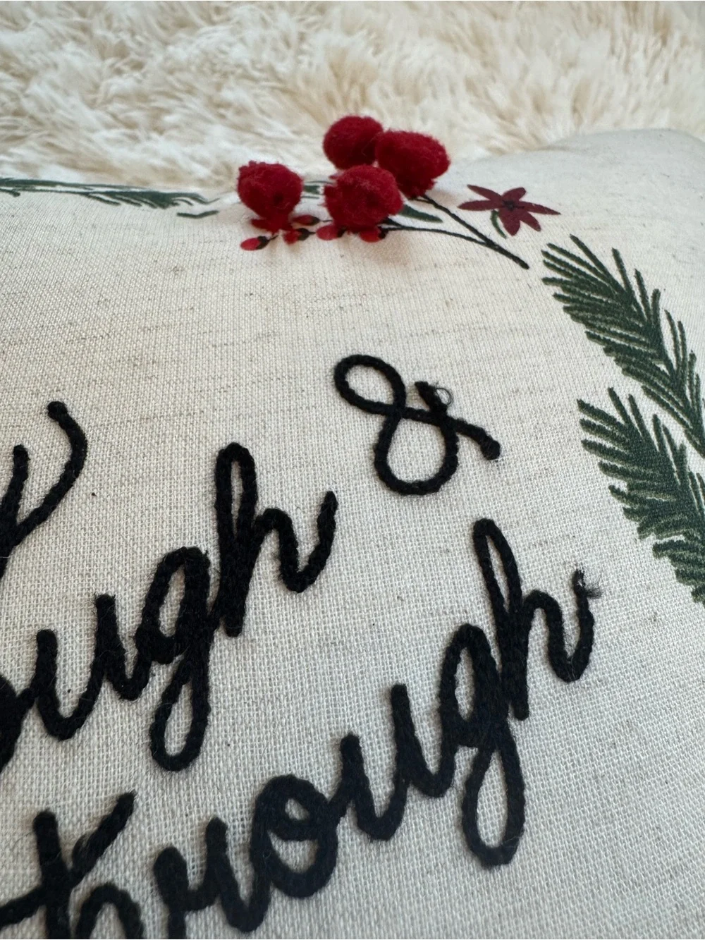 Holiday Cardinal & Wreath Decorative Throw Pillow Set - Neutral with Red & Green